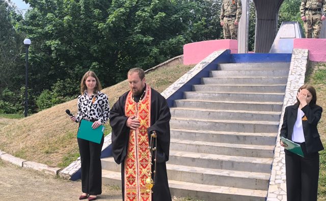 Лития у мемориала погибшим в…